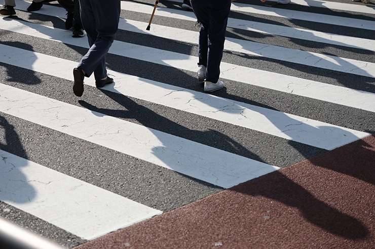 SIGMA 18-50mm F2.8 DC DN｜Contemporary キヤノンRF 作例：横断歩道