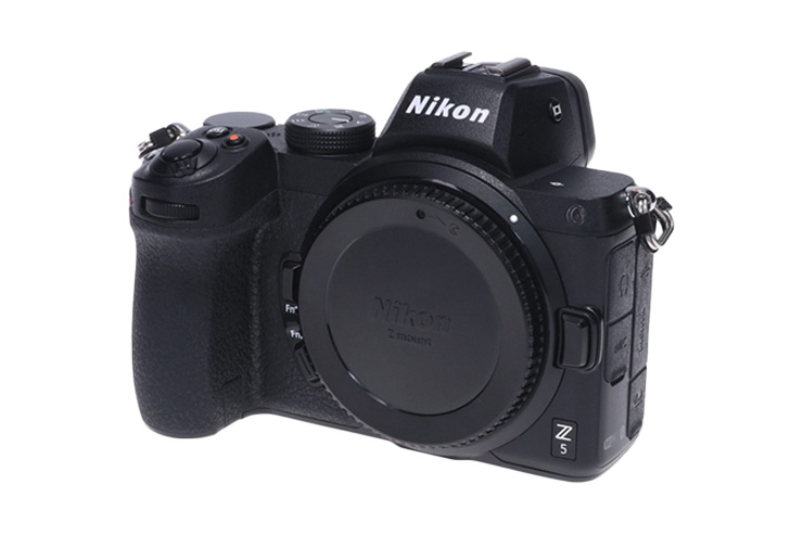Nikon Z 5 本体画像