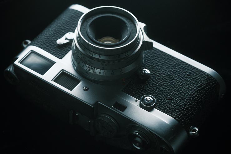 Leica M2 実写レビュー × 写真家 内田ユキオ｜気負わずスナップに徹せ