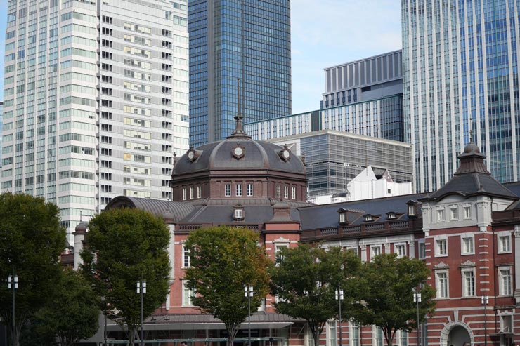 TAMRON 90mm F/2.8 Di III MACRO VXD 作例：東京駅 F2.8で撮影