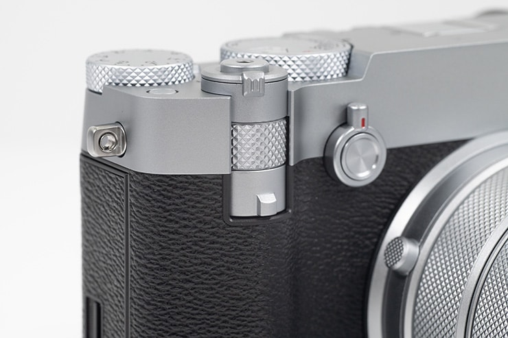 FUJIFILM GFX100RF 本体画像：デジタルクロップダイヤル