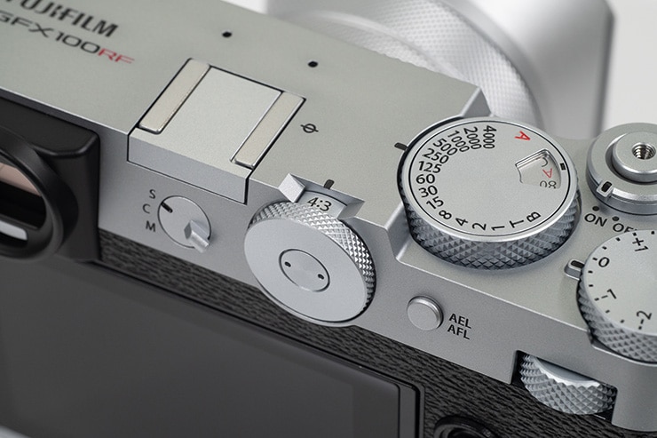 FUJIFILM GFX100RF 本体画像：アスペクト比変更ダイヤル