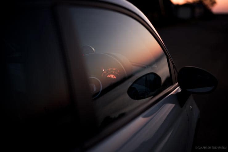 Voigtlander NOKTON 50mm F1.2 Aspherical II VM  作例：車の運転席