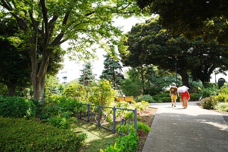 TAMRON 16-30mm F/2.8 Di III VXD G2作例：公園