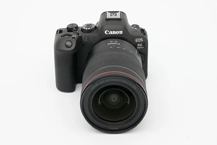 Canon EOS R6 Mark II 本体画像