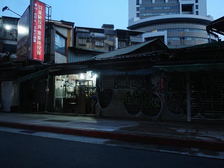 RICOH GR IV 作例：台北の街