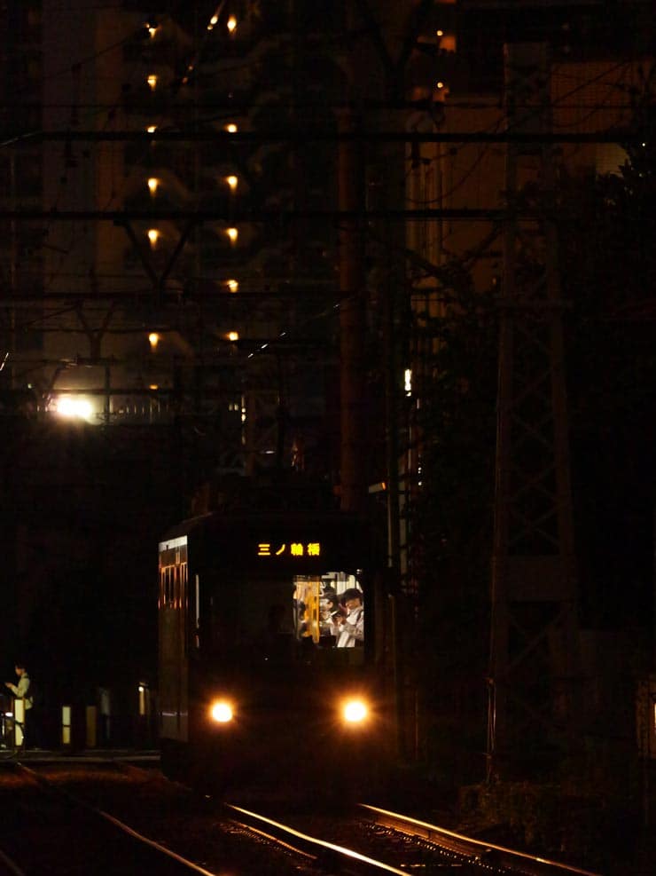 Panasonic LUMIX S 100-500mm F5-7.1 O.I.S.作例：夕焼けの都電