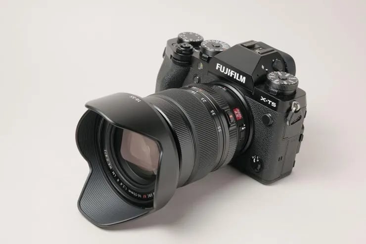 XF16-55mmF2.8 R LM WR II 本体写真