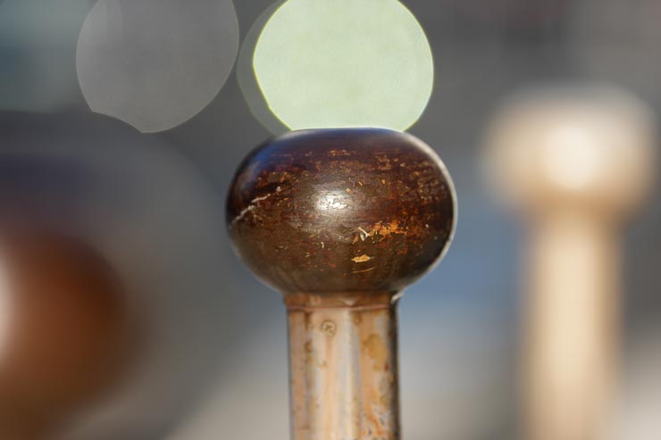 SIGMA 200mm F2 DG OS | Sports作例：車道のガードポール