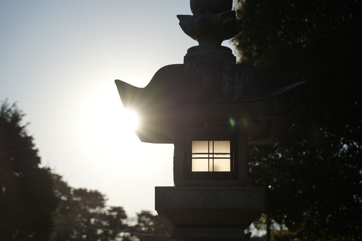 TAMRON 25-200mm F/2.8-5.6 Di III VXD G2作例：石灯籠