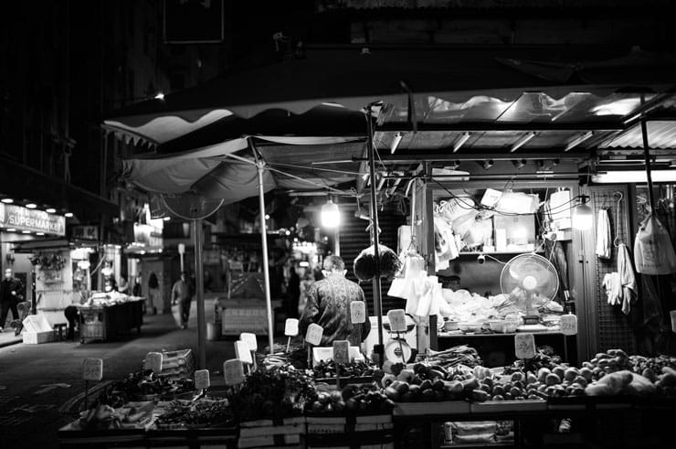 Leica ノクティルックスM F1.2/35mm ASPH.作例：モノクロで撮影した香港の街