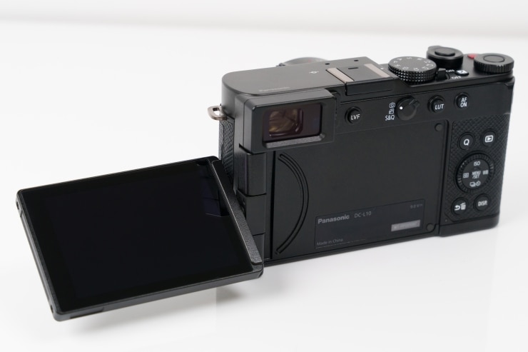 Panasonic LUMIX L10の背面画像