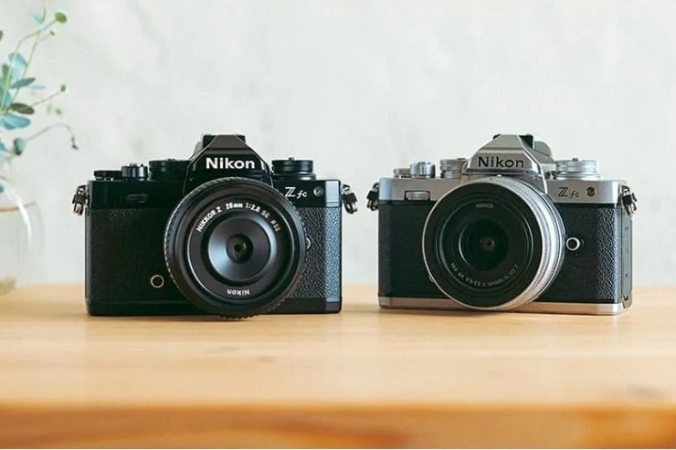 Nikon Zfcの本体画像