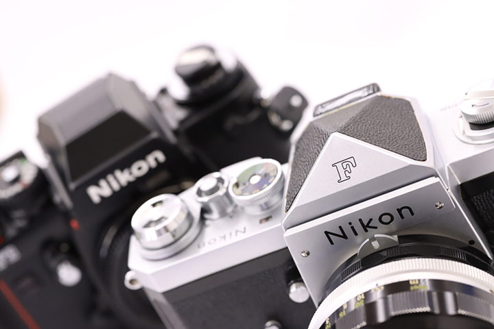 Nikonの一眼レフカメラ画像