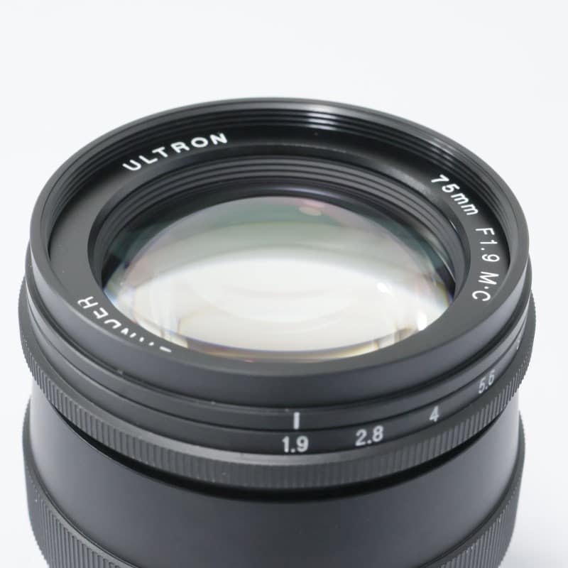 ULTRON 75mm F1.9 MC VM