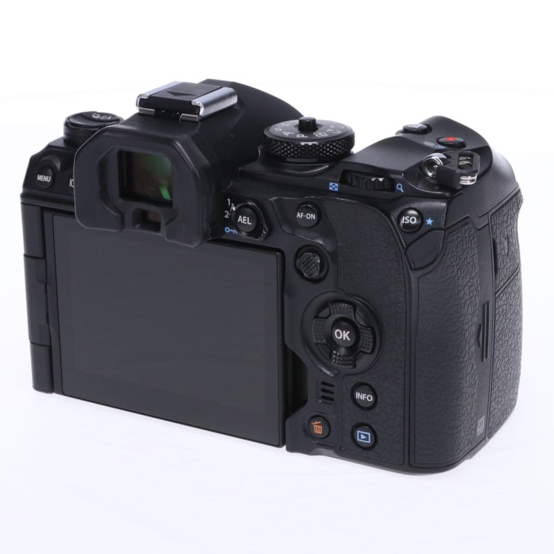 OM SYSTEM OM-1 ボディー