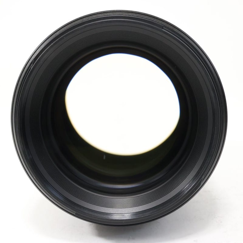 NIKKOR Z 135mm f/1.8 S Plena