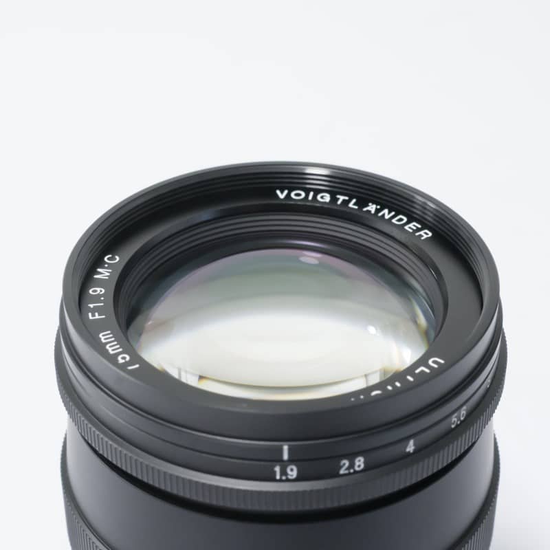 ULTRON 75mm F1.9 MC VM