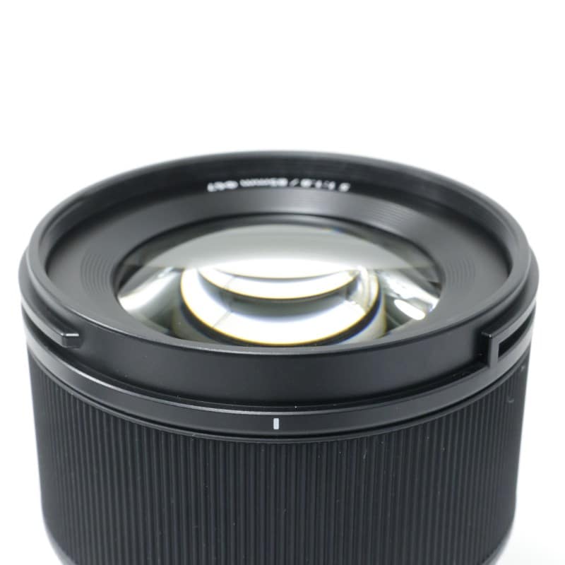 LUMIX S 85mm F1.8 S-S85