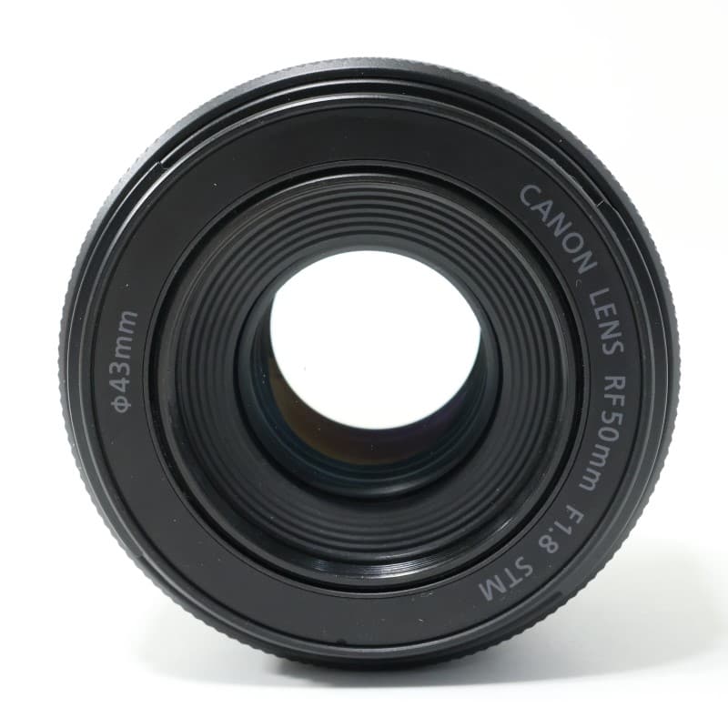 RF50mm F1.8 STM