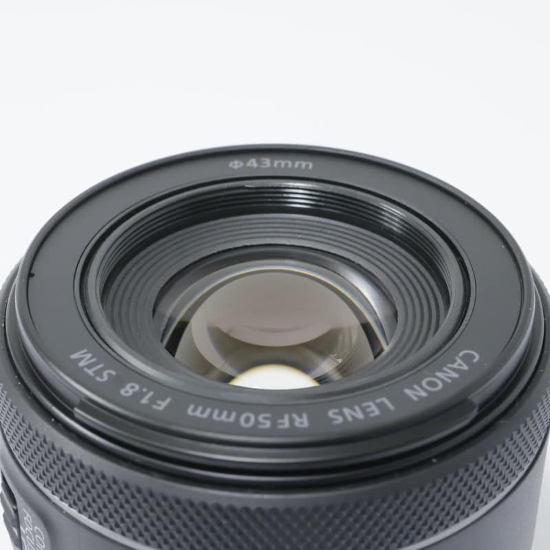 RF50mm F1.8 STM