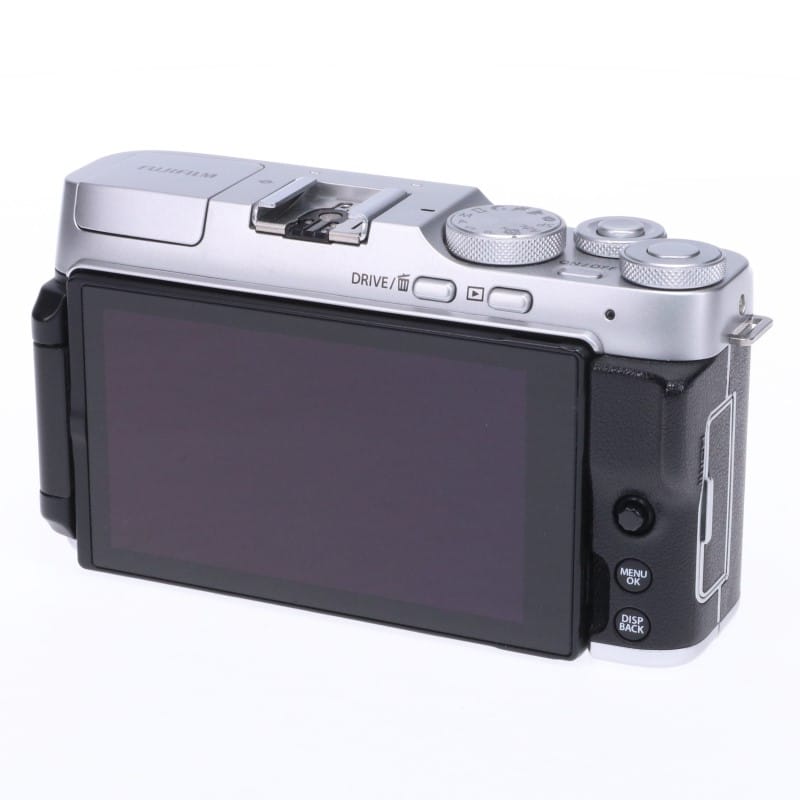 X-A7 シルバー