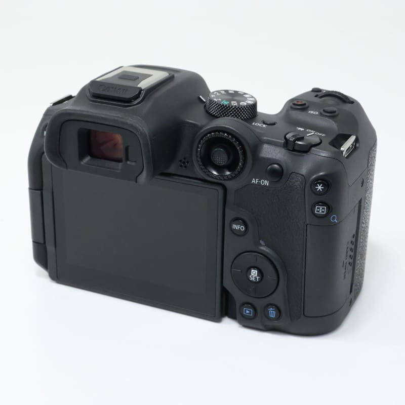 EOS R7 ボディー