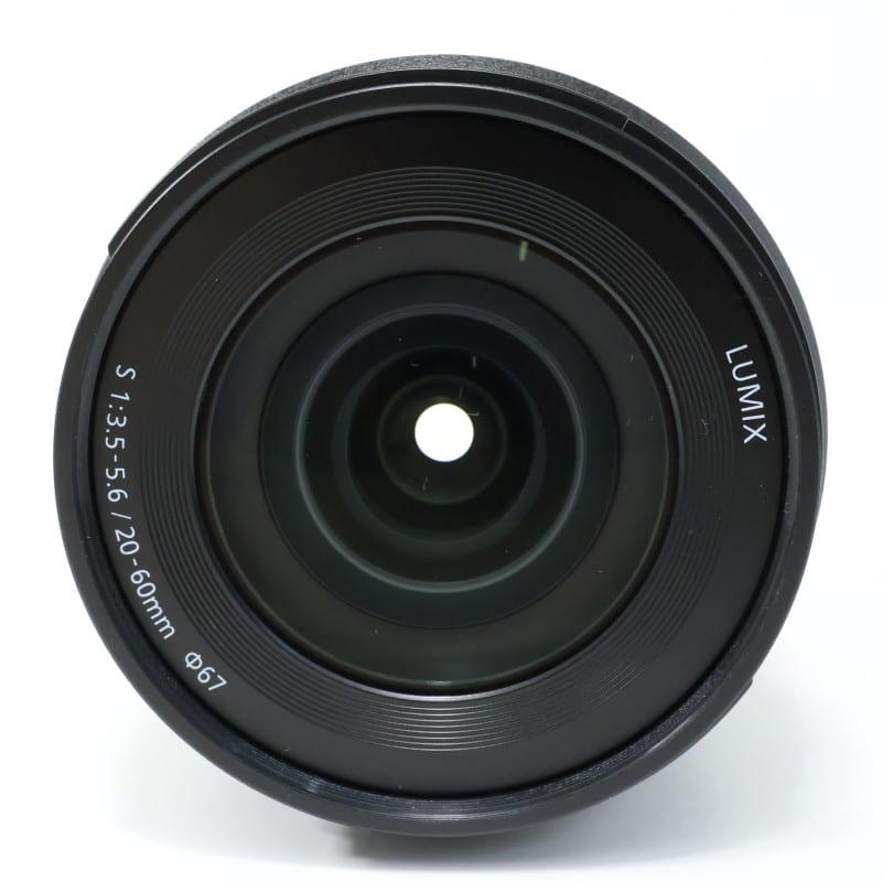 LUMIX S 20-60mm F3.5-5.6 S-R2060