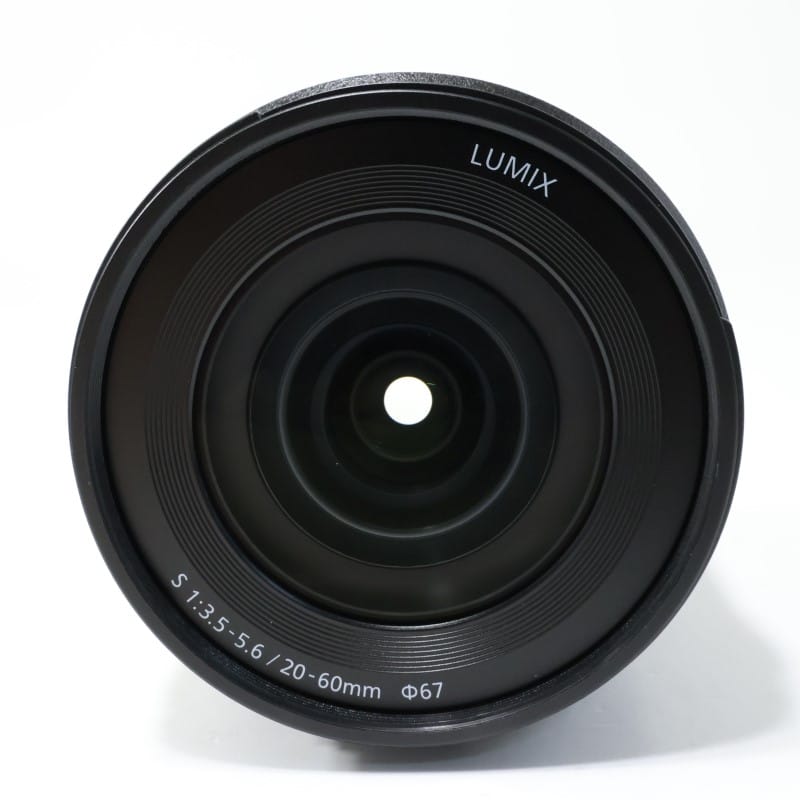 LUMIX S 20-60mm F3.5-5.6 S-R2060