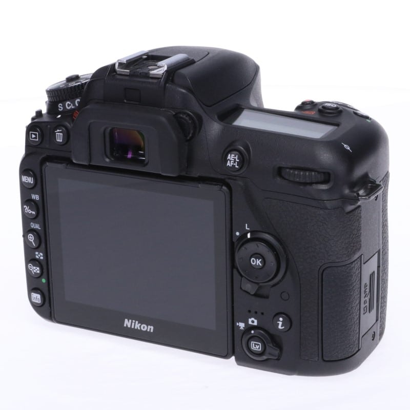 D7500 ボディ