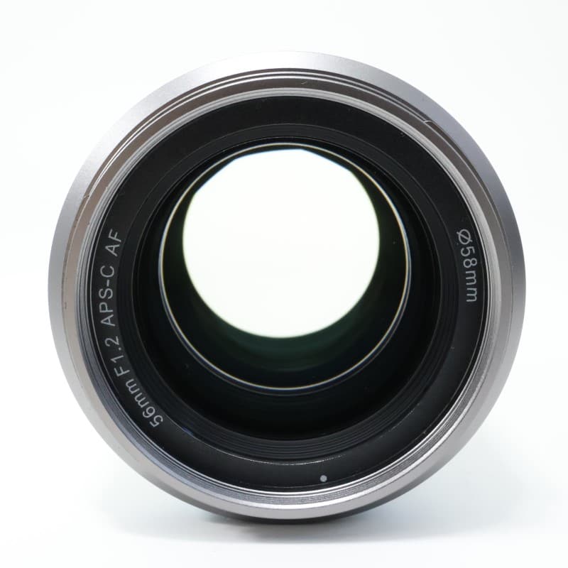 56mm F1.2 APS-C オートフォーカスレンズ X/ホワイト 56AS12X-W-JP