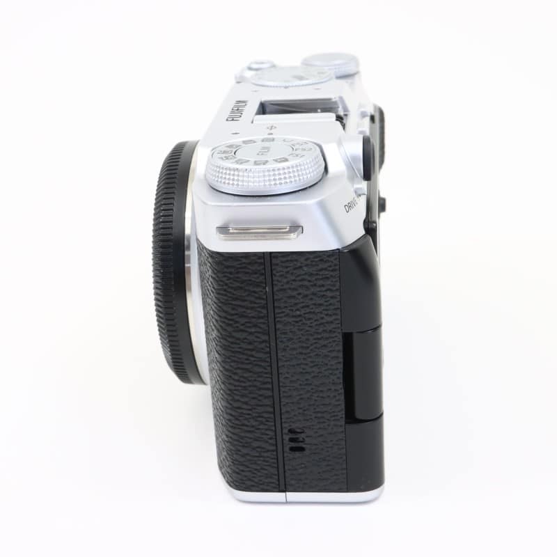 FUJIFILM X-M5 ボディ シルバー