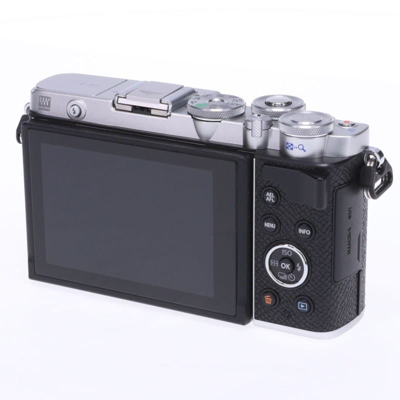 PEN E-P7 ボディー シルバー