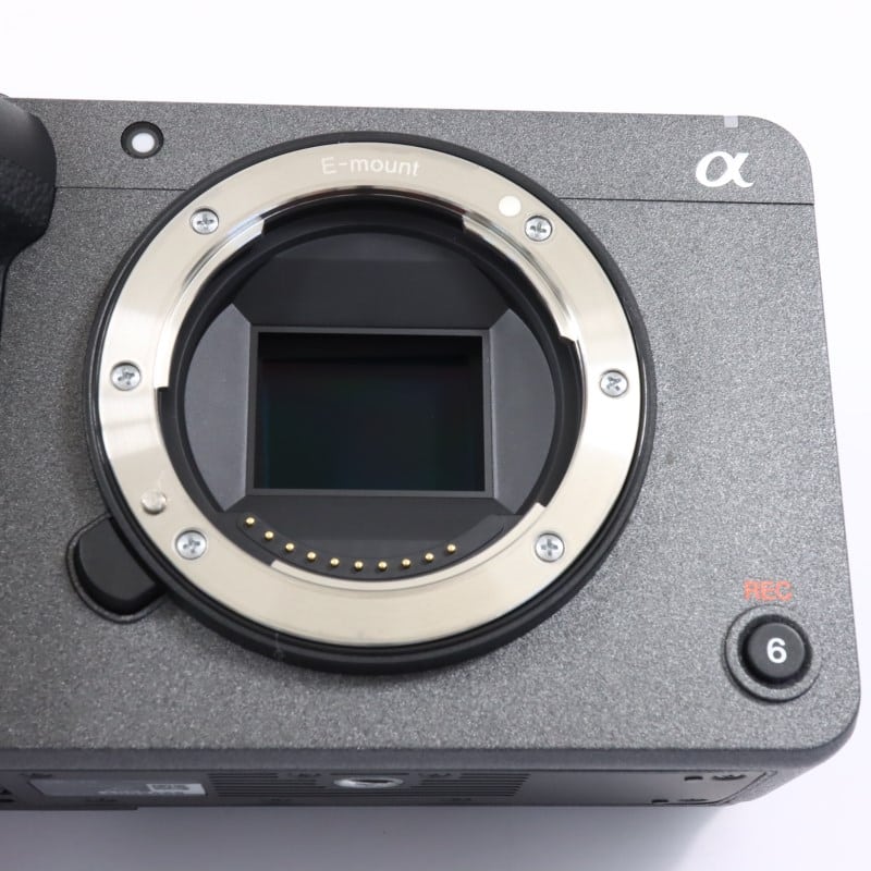 FX30 XLRハンドルユニット同梱モデル ILME-FX30