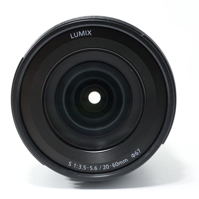 LUMIX S 20-60mm F3.5-5.6 S-R2060