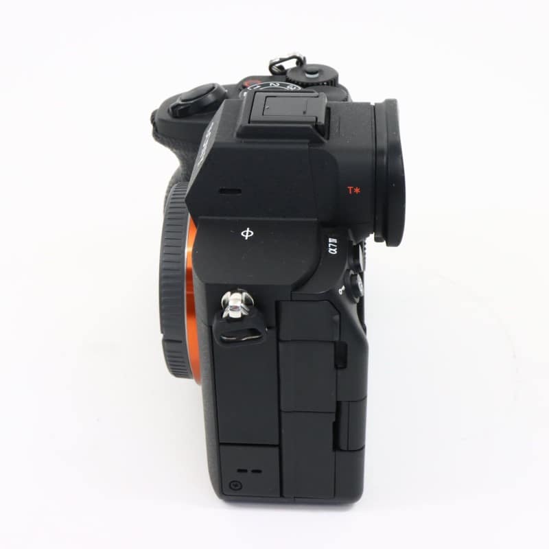 EOS R6 ボディー