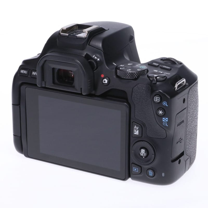 EOS Kiss X10 ボディー ブラック