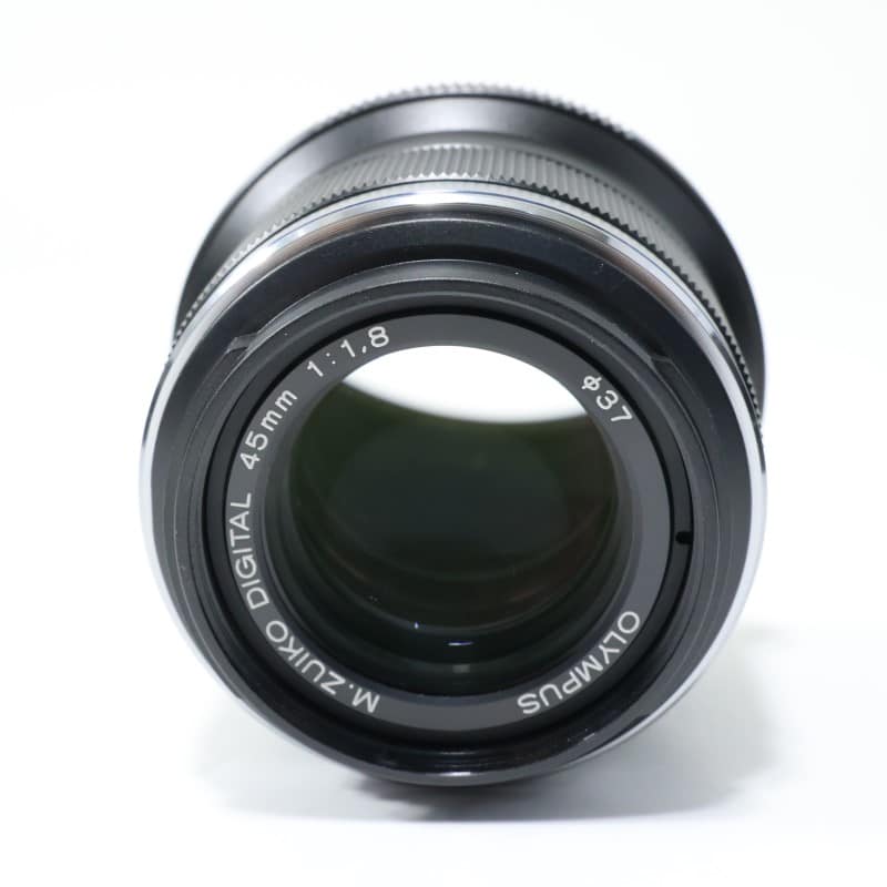 OLYMPUS／OM SYSTEM M.ZUIKO DIGITAL 45mm F1.8 ブラック 中古