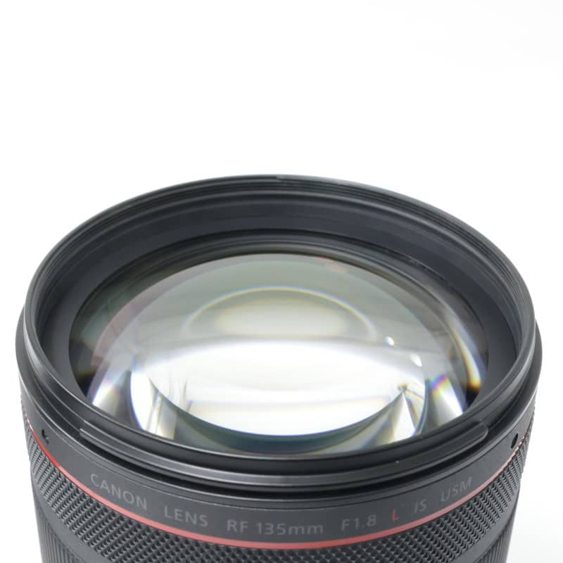 RF135mm F1.8 L IS USM