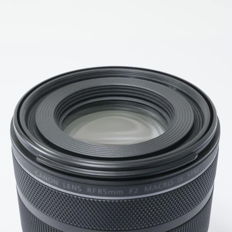 RF85mm F2 MACRO IS STM