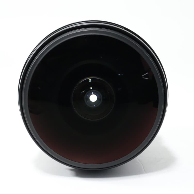 EF8-15mm F4L フィッシュアイ USM