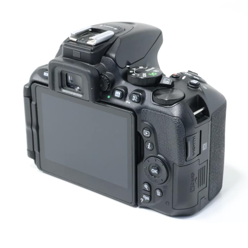 D5600 ボディ