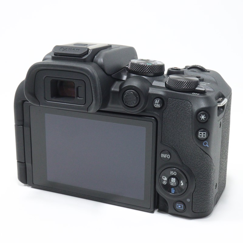 EOS R10