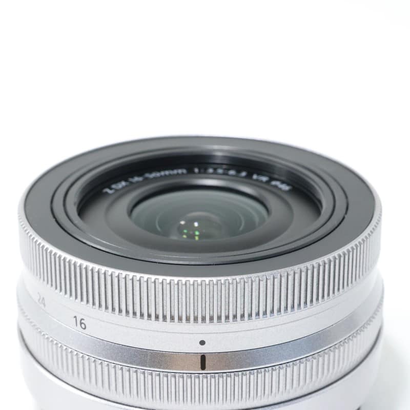 NIKKOR Z DX 16-50mm f/3.5-6.3 VR シルバー
