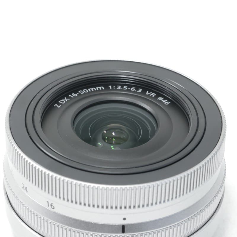NIKKOR Z DX 16-50mm f/3.5-6.3 VR シルバー