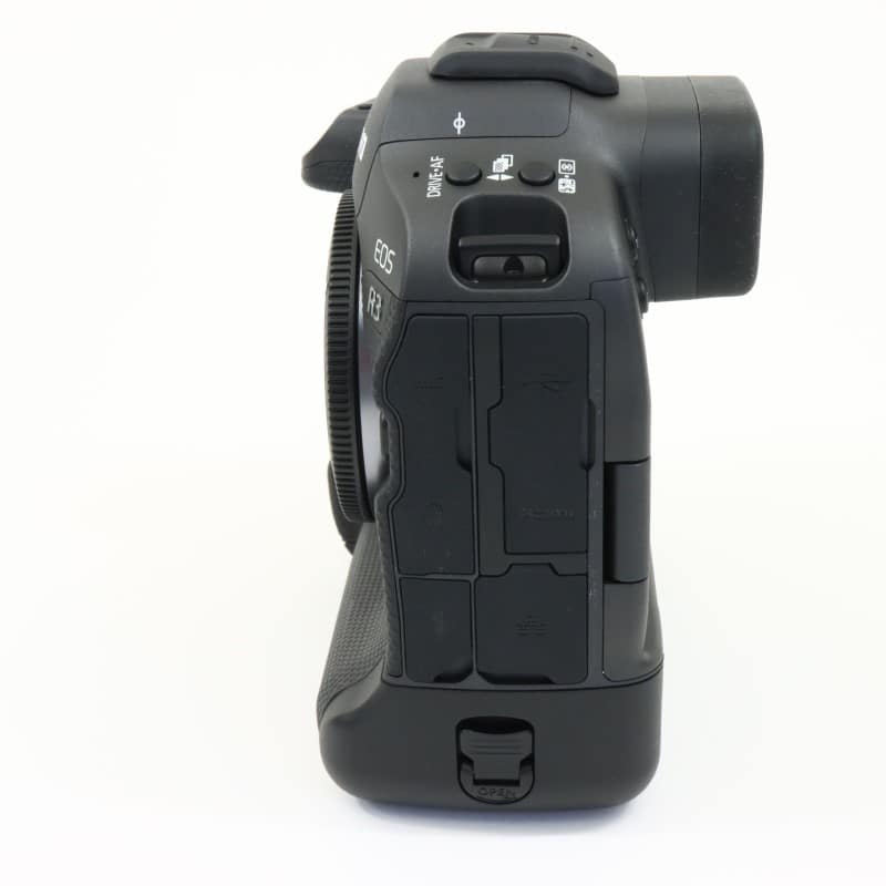 EOS R3 ボディー