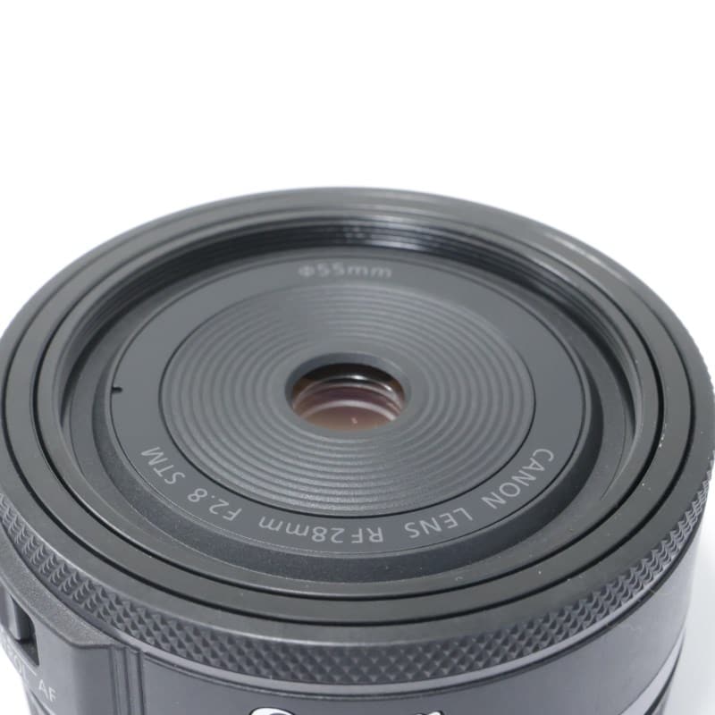RF28mm F2.8 STM