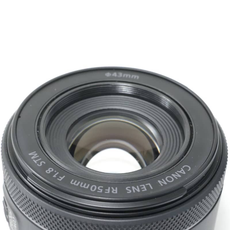 RF50mm F1.8 STM