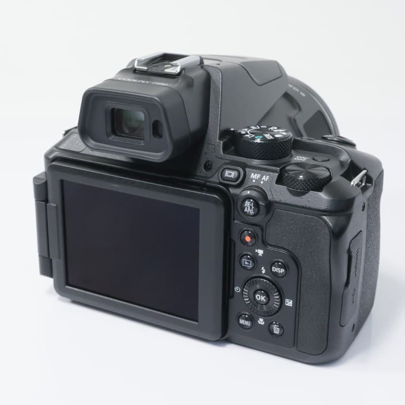 COOLPIX P950
