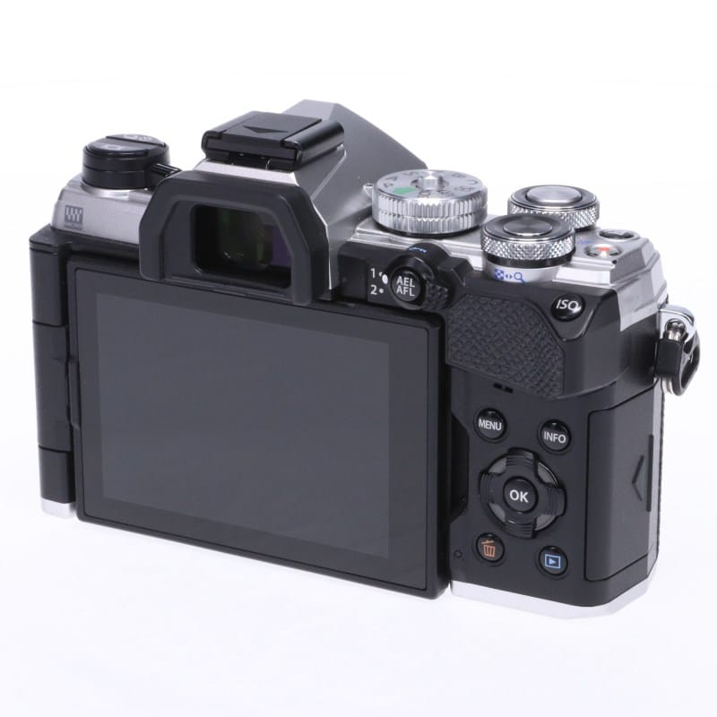 OM SYSTEM OM-5 ボディー シルバー